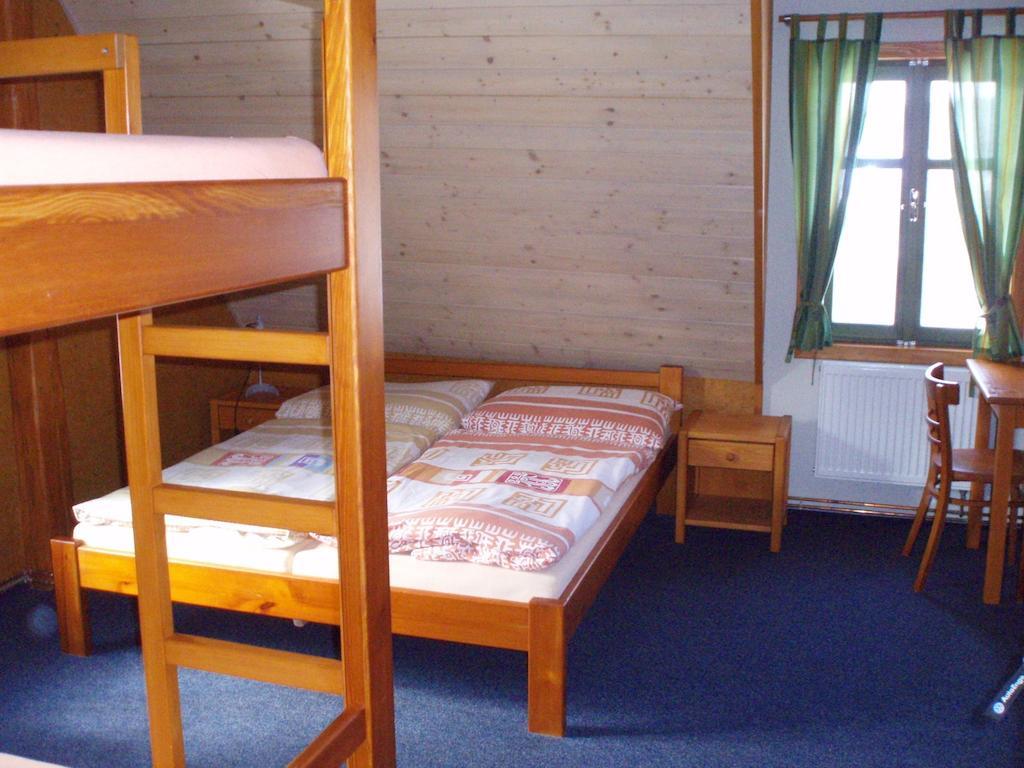 Lesni Chata Bedřichov Стая снимка